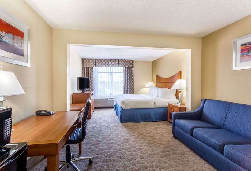 Hotel Wingate By Wyndham, Universal Studios   Free Theme Park Shuttle