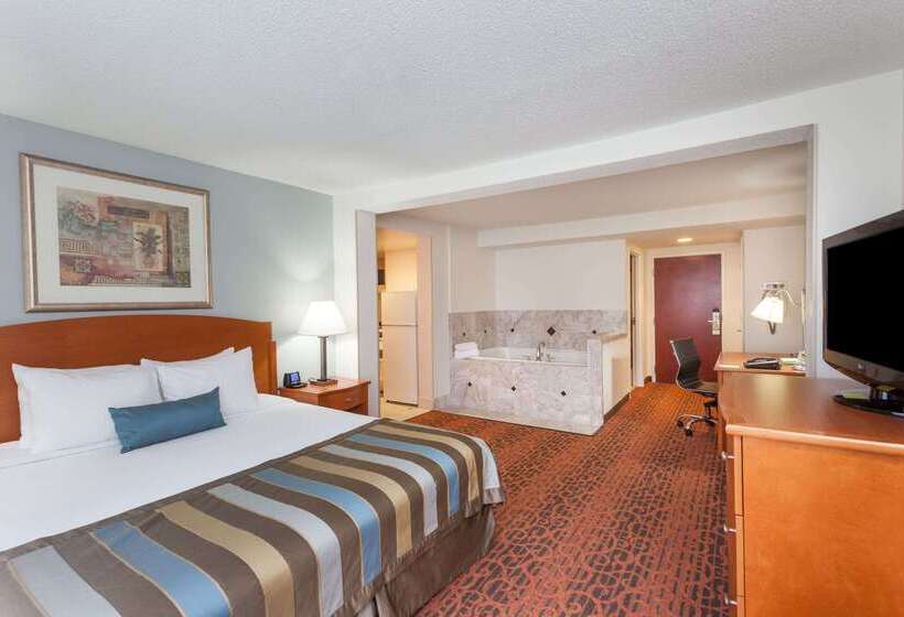 Отель Spark By Hilton Winchester