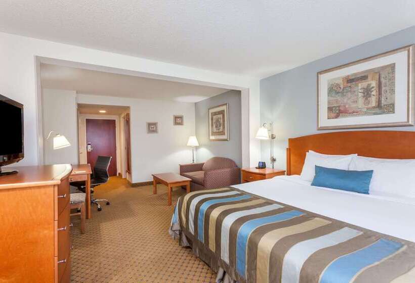 Отель Spark By Hilton Winchester