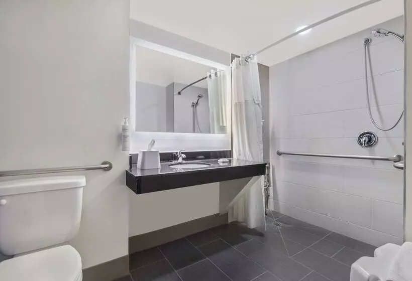 호텔 Spark By Hilton Winchester