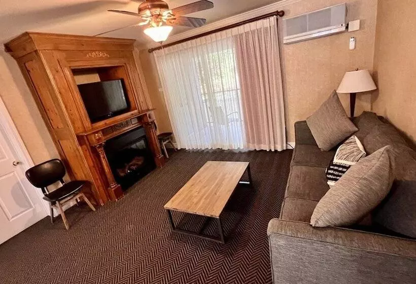 酒店 Yosemite View Lodge