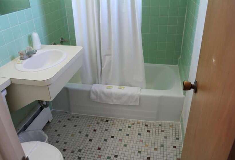 مُتل Hastings Inn