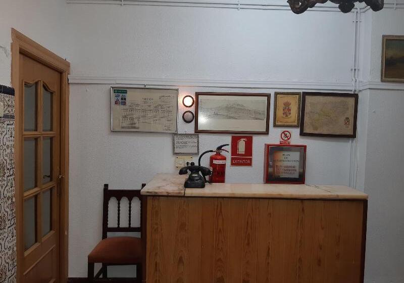 فندق فئة نجمة واحدة Pension Martin