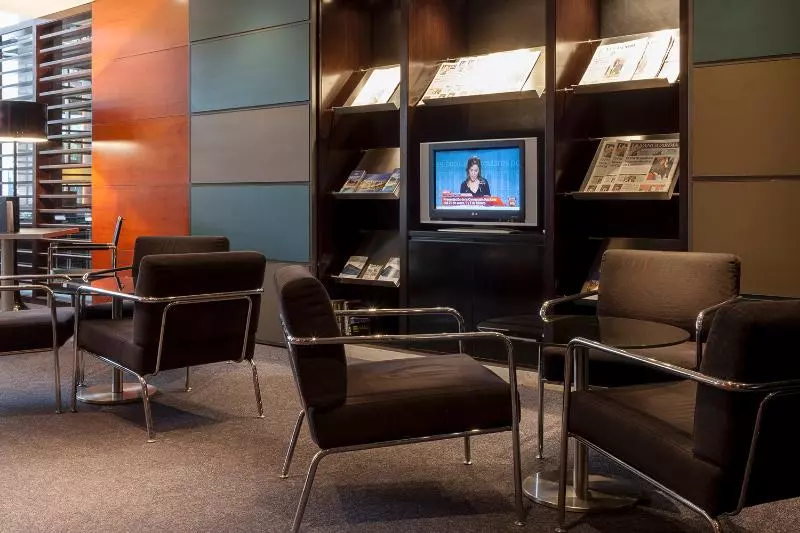 هتل B&B Ciudad de Lleida