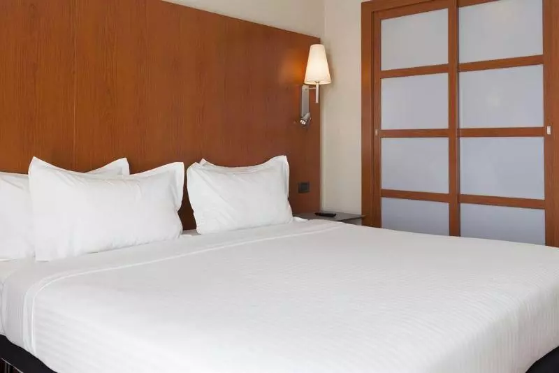 B&b Hotel Zaragoza Los Enlaces Estación