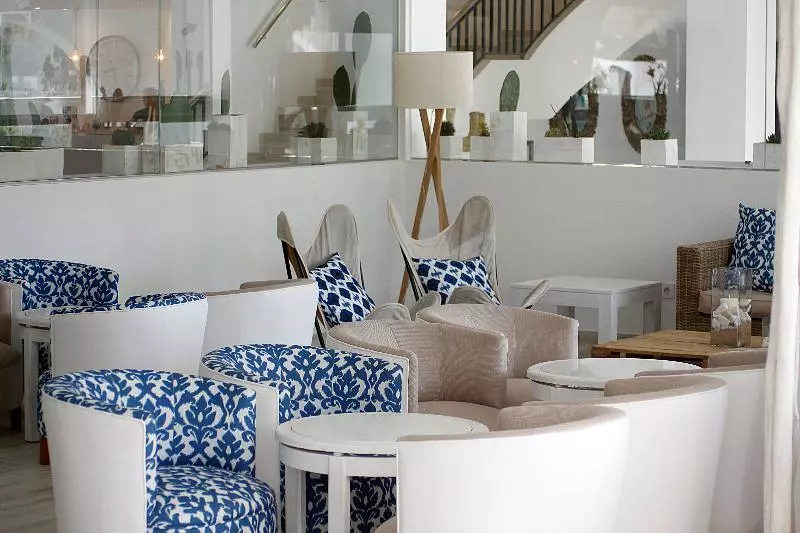 Bg Hotel Portinatx Beach Club