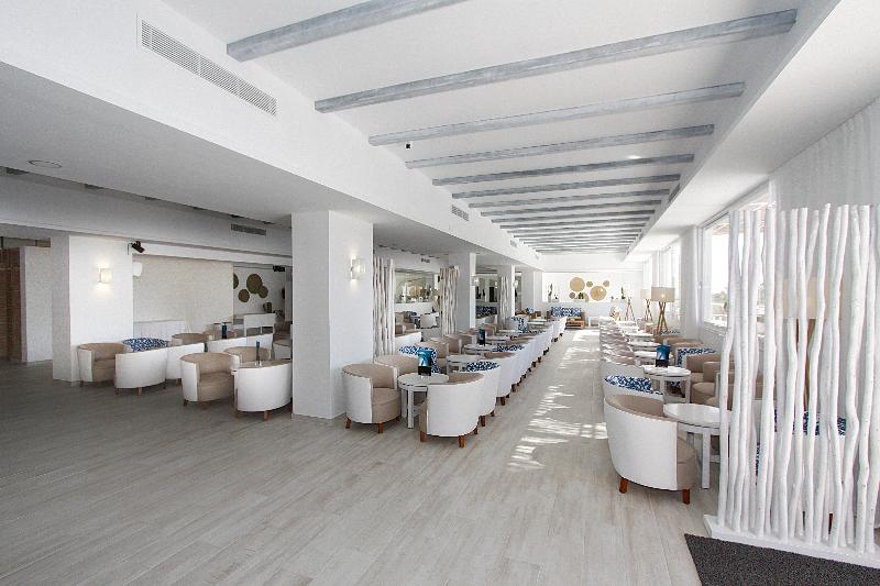 Bg Hotel Portinatx Beach Club