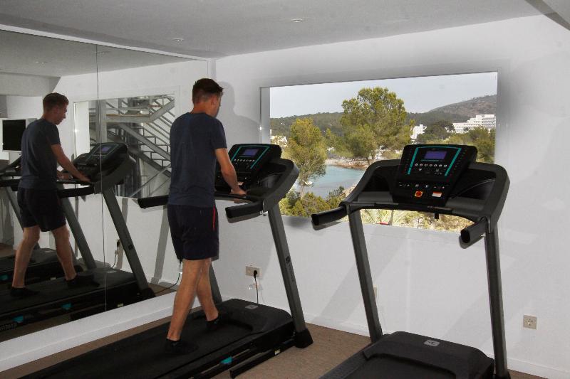 Bg Hotel Portinatx Beach Club