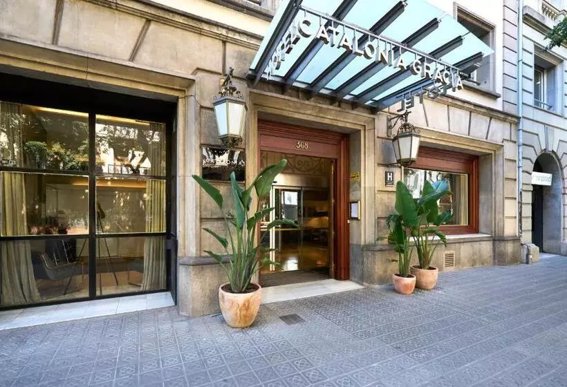 Отель Catalonia Gracia