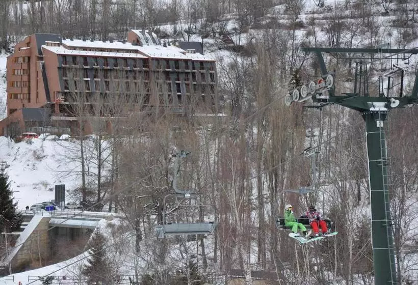 Hotel Evenia Monte Alba