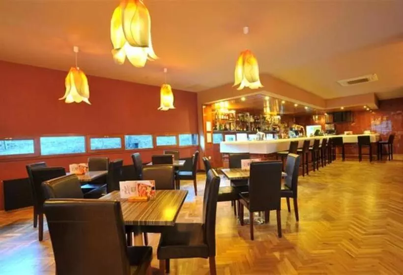 Hotel Evenia Monte Alba