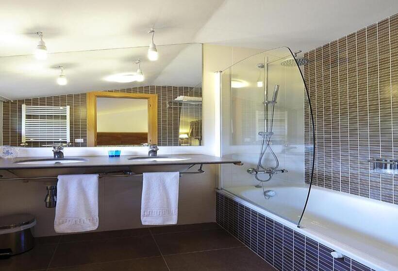 ホテル Evenia Monte Alba