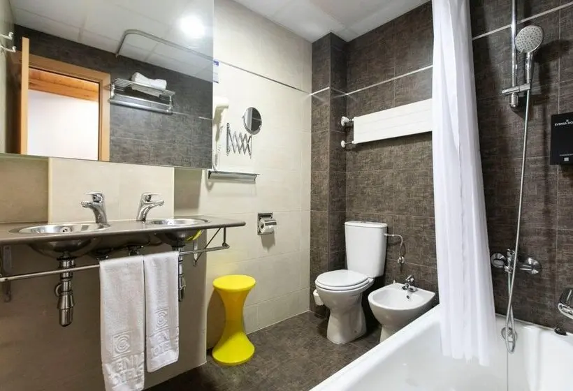 Hotel Evenia Monte Alba