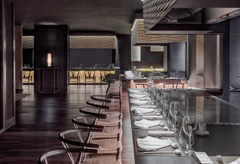 Hotel H10 Conquistador