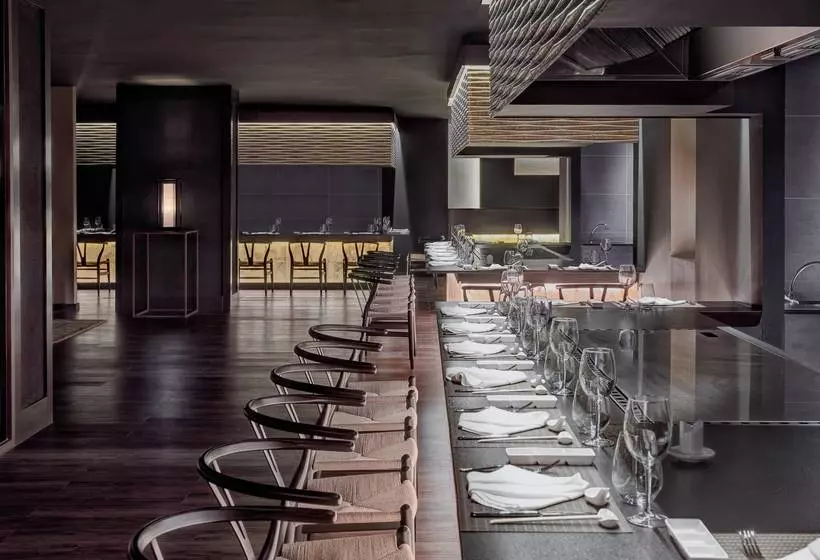 هتل H10 Conquistador