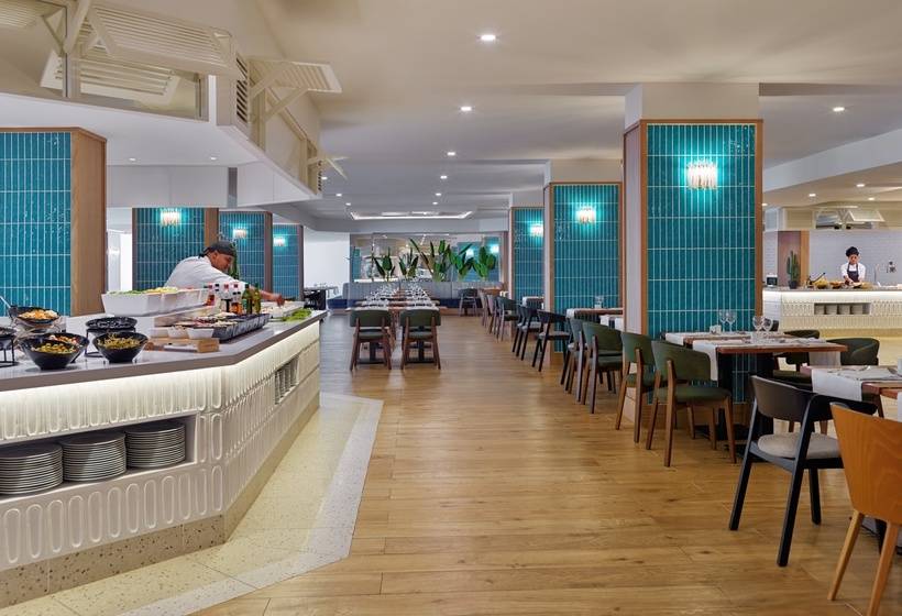 Hotel H10 Conquistador