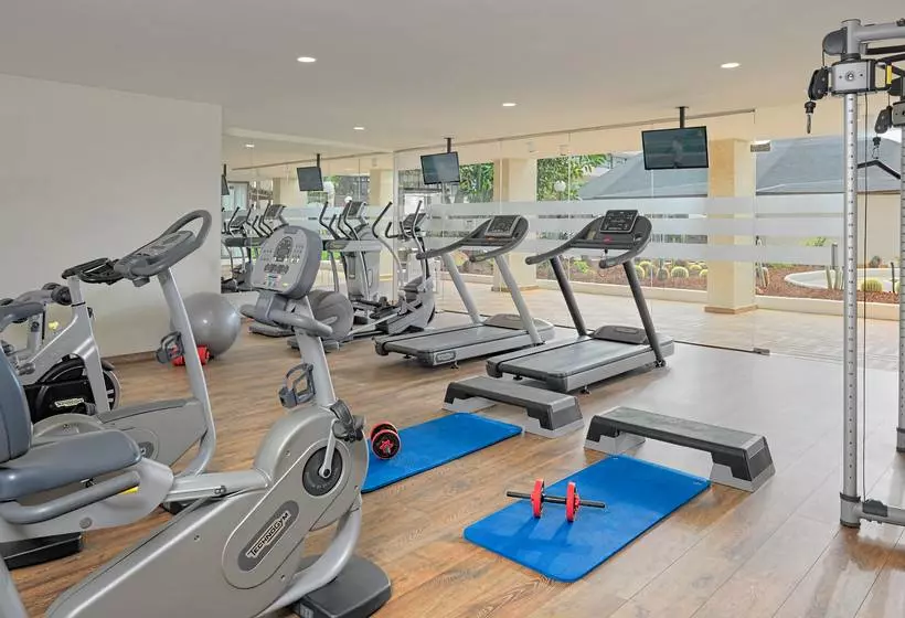 هتل H10 Conquistador