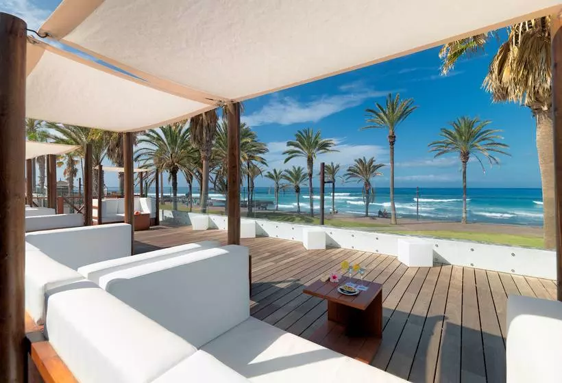 هتل H10 Conquistador