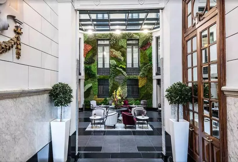 هتل Intelier Palacio San Martin
