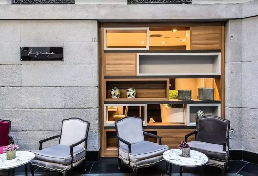 هتل Intelier Palacio San Martin