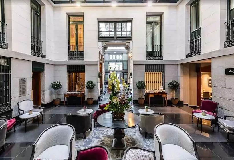 هتل Intelier Palacio San Martin