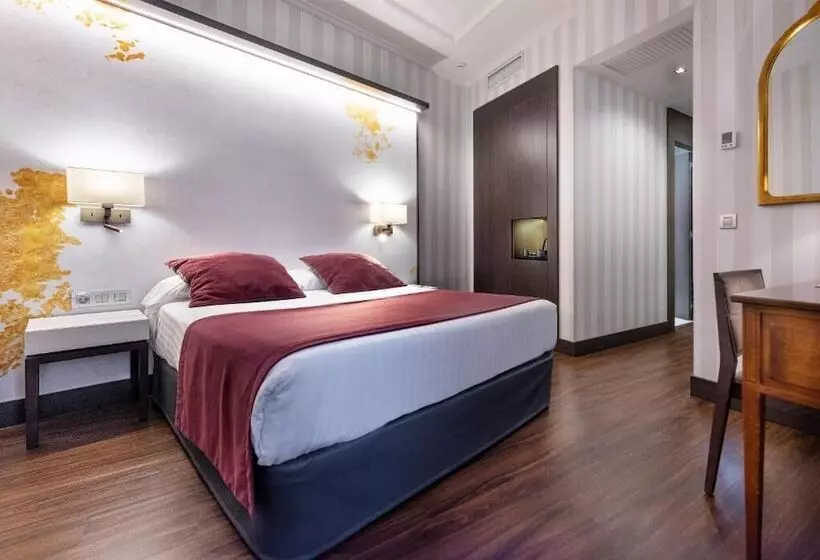هتل Intelier Palacio San Martin