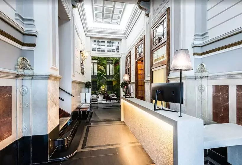 هتل Intelier Palacio San Martin