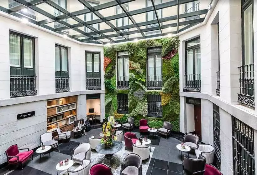 هتل Intelier Palacio San Martin