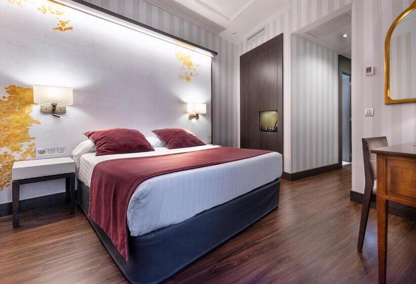 هتل Intelier Palacio San Martin