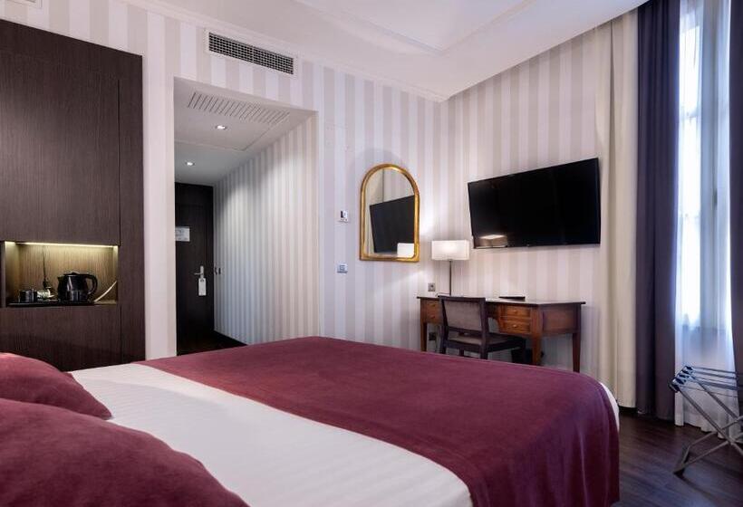 هتل Intelier Palacio San Martin