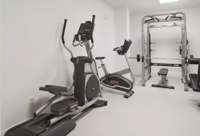 ホテル Iriguibel Huarte Pamplona