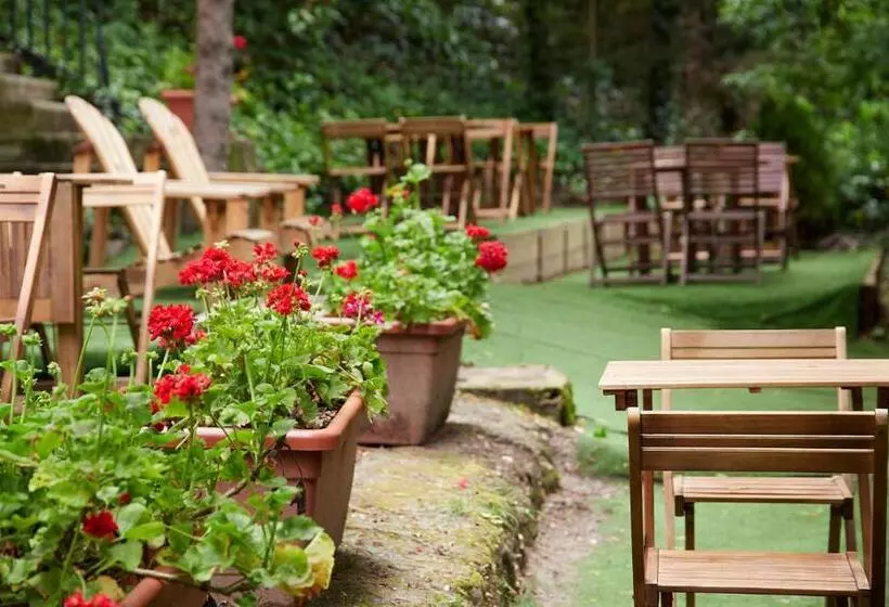 ホテル Iriguibel Huarte Pamplona