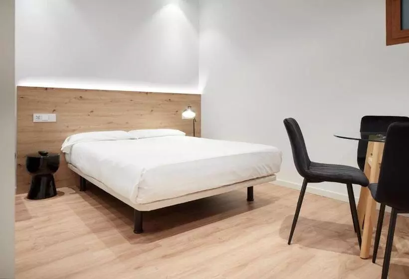 ホテル Iriguibel Huarte Pamplona