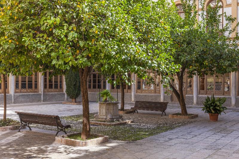 Отель Macia Monasterio De Los Basilios