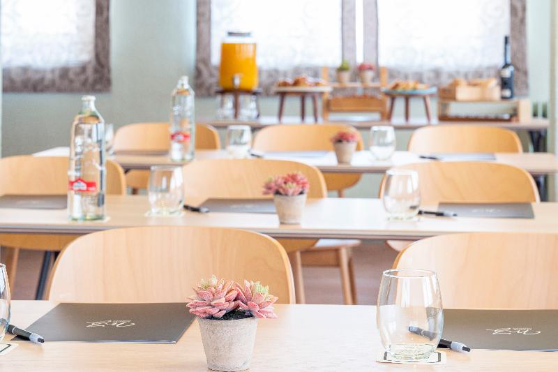 Отель Macia Monasterio De Los Basilios