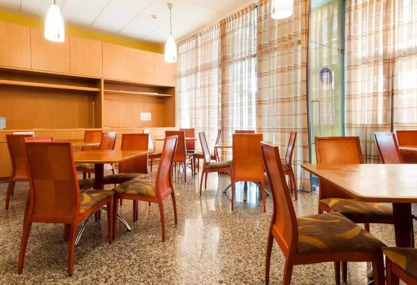 هتل Villa De Pinto