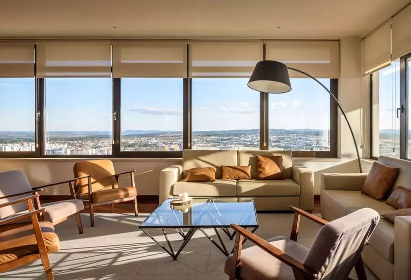 هتل Melia Castelo Branco