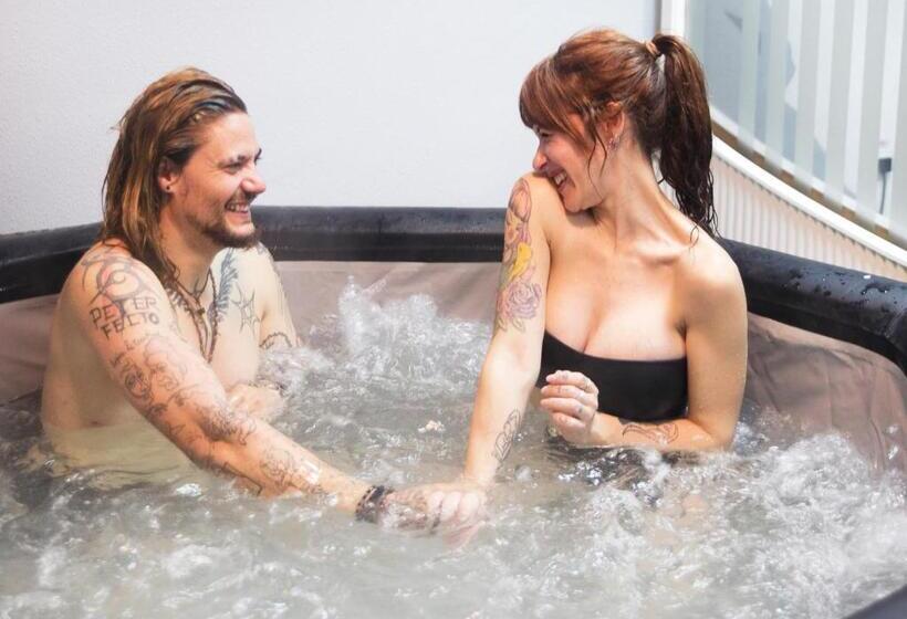 בית מלון כפרי Parquemar Premium Beach