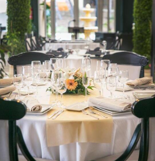 בית מלון כפרי Parquemar Premium Beach