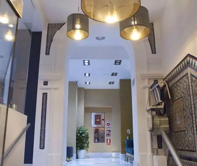 هتل Petit Palace Canalejas Sevilla