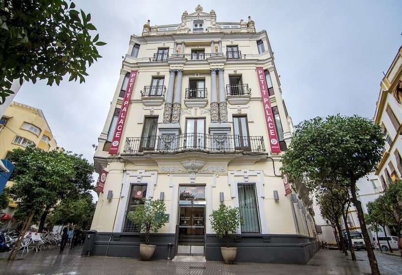 هتل Petit Palace Canalejas Sevilla