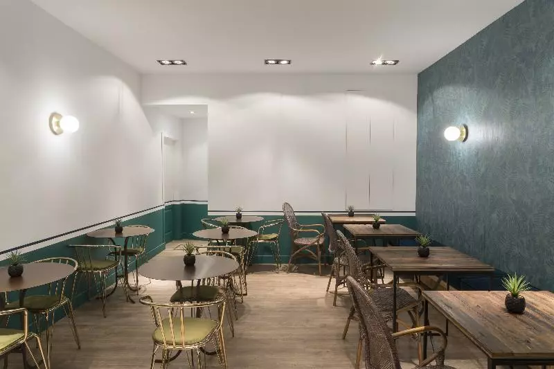 هتل Petit Palace Canalejas Sevilla