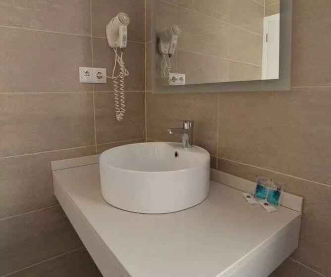 בית מלון כפרי Porto Domus