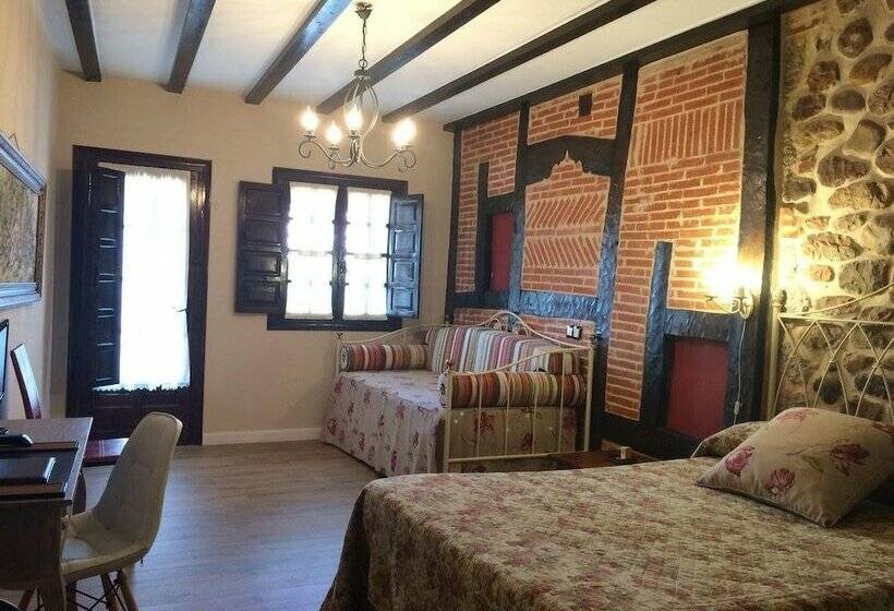 בית מלון כפרי Posada Real La Montañesa