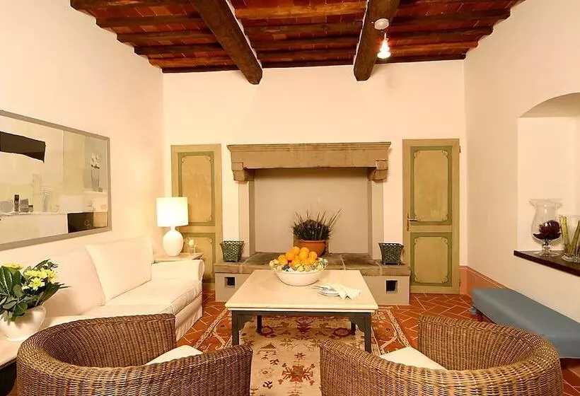 هتل Relais San Pietro In Polvano