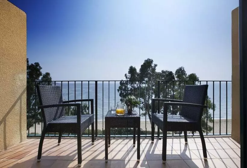 Отель Roses Platja