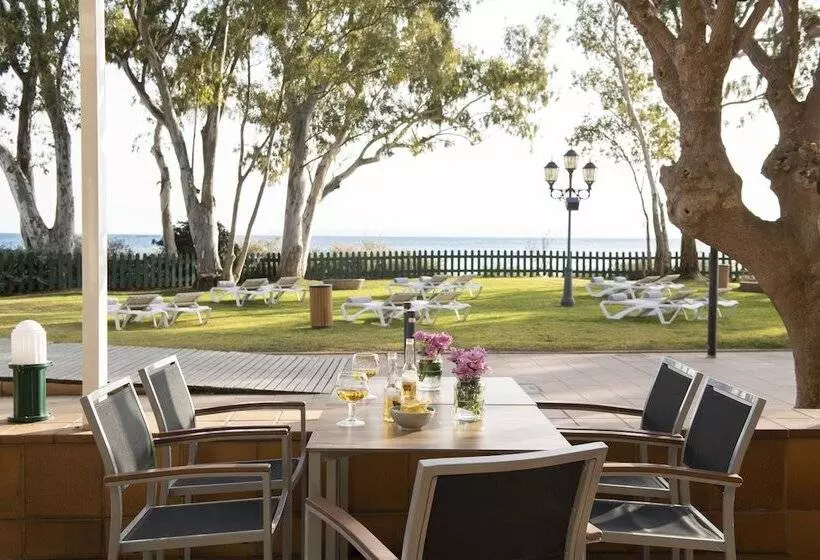 Отель Roses Platja