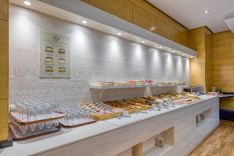 فندق Senator Parque Central