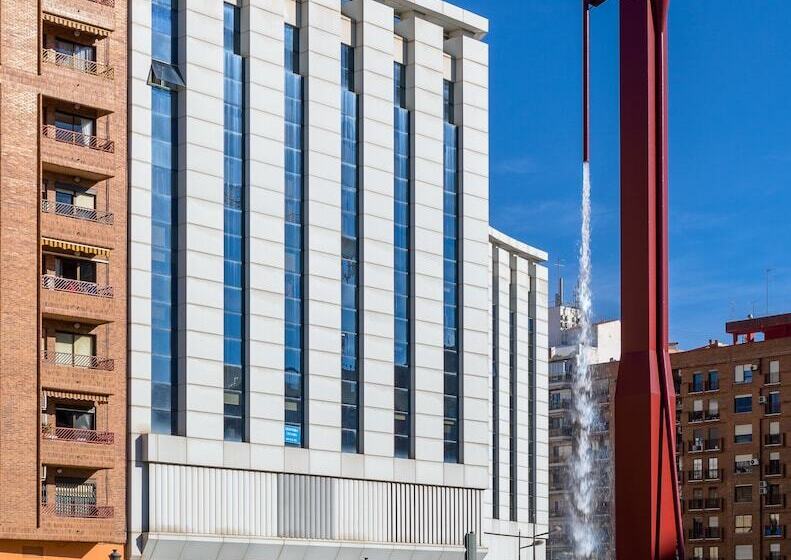 فندق Senator Parque Central