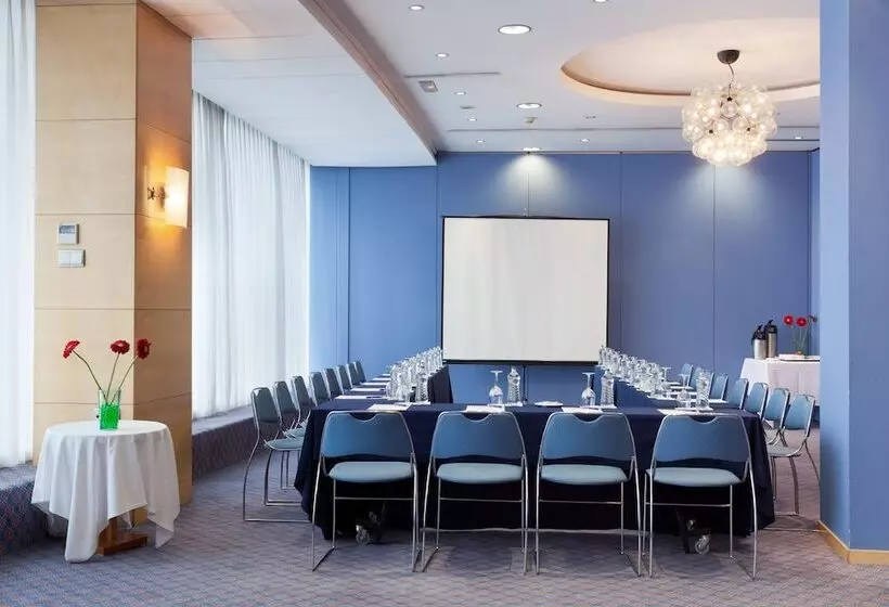 فندق Senator Parque Central